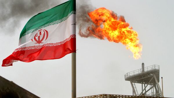 آمادگی ایران برای بستن تنگی هرمز به‌روی صادرات نفت - اسپوتنیک افغانستان  