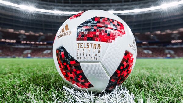 Официальный мяч плей-офф чемпионата мира по футболу 2018 года в России Telstar Мечта - اسپوتنیک افغانستان  