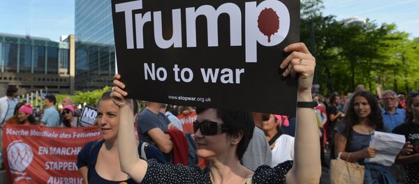 تظاهرات ضد ناتو در جادههای بروکسل+ویدیو،عکس تظاهرات ضد ناتو در جادههای بروکسل+ویدیو،عکس - اسپوتنیک افغانستان