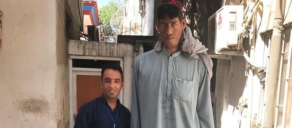 قدبلندترین فرد افغانستان درگیر فقر اقتصادی قدبلندترین فرد افغانستان درگیر فقر اقتصادی - اسپوتنیک افغانستان