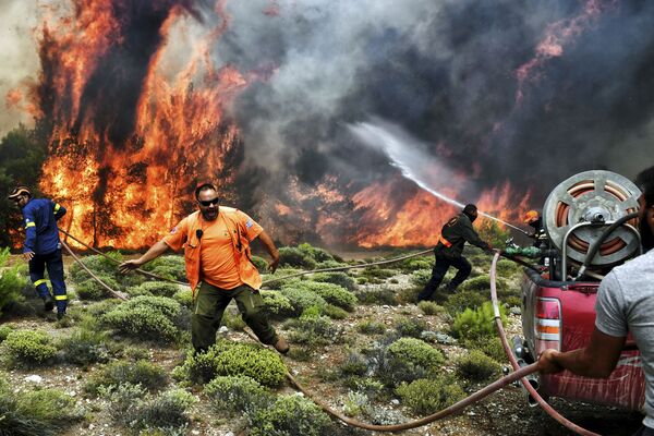 آتش سوزی مرگبار یونان - اسپوتنیک افغانستان  