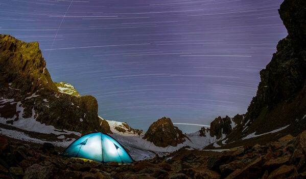 باران ستاره ها - کوه های تین شان در قزاقستان - اسپوتنیک افغانستان  