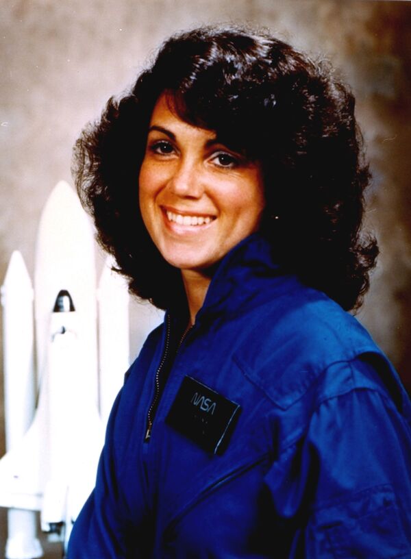 جودیت رزنیک، فضانورد امریکایی - اسپوتنیک افغانستان  