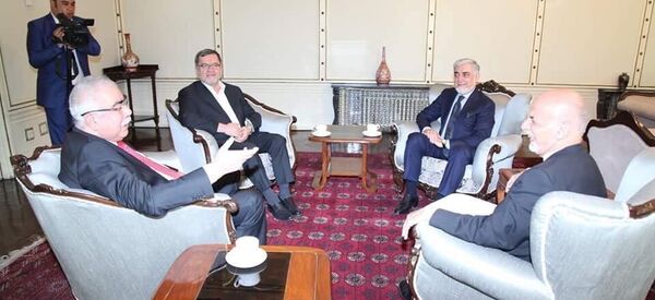 جزئیات دیدار غنی با دوستم؛ از ائتلاف بزرگ ملی تا رهایی قیصاری جزئیات دیدار غنی با دوستم؛ از ائتلاف بزرگ ملی تا رهایی قیصاری - اسپوتنیک افغانستان