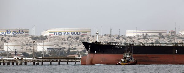 اسکورت کشتیهای نفتی ایران توسط جنگندههای ارتش ونزوئلا اسکورت کشتیهای نفتی ایران توسط جنگندههای ارتش ونزوئلا - اسپوتنیک افغانستان