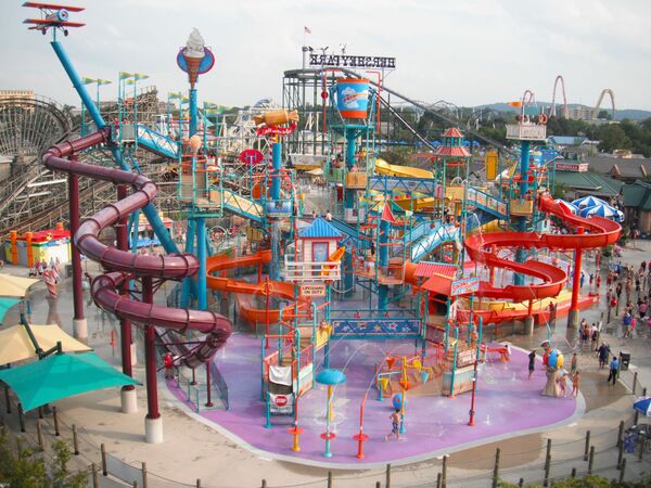 پارک تفریحی در ایالت پنسیلوانیا، امریکا - اسپوتنیک افغانستان  