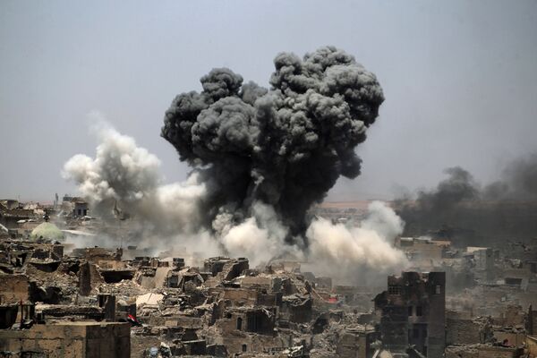 حمله نیروهای هوایی ائتلاف بین اللملی به رهبری امریکا – شهر موصل، عراق - اسپوتنیک افغانستان  