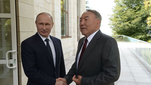 پوتین وارد قزاقستان شد تا در پنجمین نشست کشورهای خزد اشتراک کند - اسپوتنیک افغانستان  