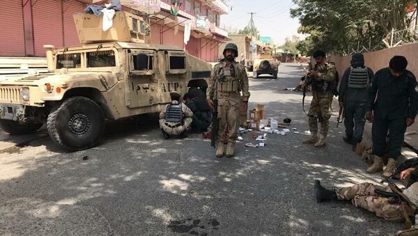 فرمانده پولیس غزنی: ما به افتخار می‌گوییم که جسدهای آنان (طالبان) را زیر تانک ها کرده ایم - اسپوتنیک افغانستان  