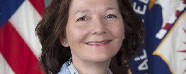 در باره مساله معیارهای دوگانه CIA در باره مساله معیارهای دوگانه CIA - اسپوتنیک افغانستان