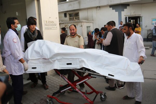 وزارت صحت عامه می‌گوید در این انفجار 48 تن جان باخته و 67 تن دیگر زخم برداشته اند. - اسپوتنیک افغانستان  