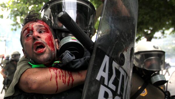 درگیری میان پولیس و معترضین – آتن، جون ۲۰۱۱ - اسپوتنیک افغانستان  