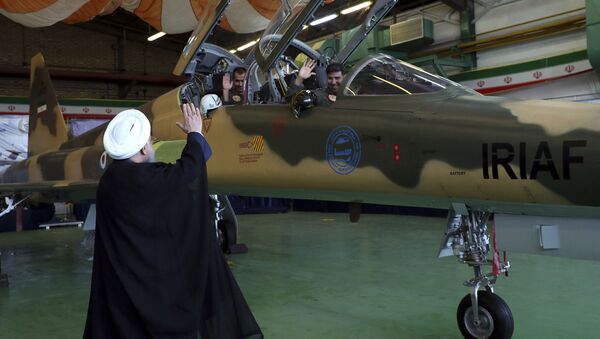 رونمایی از نخستین  جنگنده ساخت ایران + عکس - اسپوتنیک افغانستان  