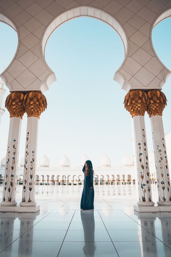 مسجد بزرگ شیخ زاید در  ابوظبی امارات - اسپوتنیک افغانستان  