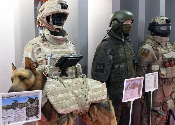 واسکت ضد گلوله «اس کا-دی اس» در نمایشگاه بین‌المللی نظامی «ارتش-2018» روسیه - اسپوتنیک افغانستان  