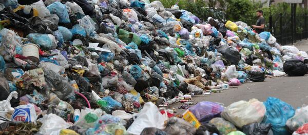 روزنامه: در شهر مگس ها فقط خداوند از طاعون حفاظت میکند روزنامه: در شهر مگس ها فقط خداوند از طاعون حفاظت میکند - اسپوتنیک افغانستان