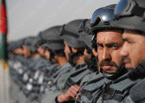 جای در پشت میز مذاکرات افغانی جای در پشت میز مذاکرات افغانی - اسپوتنیک افغانستان