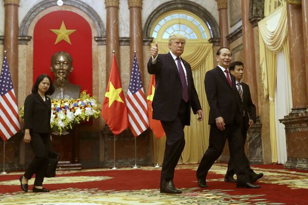 تران دای کوانگ، رئیس جمهور ویتنام با دونالد ترامپ، رئیس جمهور ایالات متحده – هانوی، ویتنام - اسپوتنیک افغانستان  
