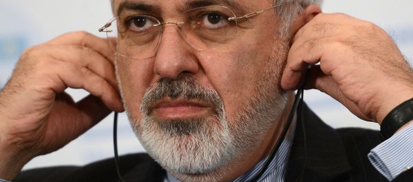 واکنش تند ایران به حمله تروریستی بر رژه نظامی در اهواز+ عکس واکنش تند ایران به حمله تروریستی بر رژه نظامی در اهواز+ عکس - اسپوتنیک افغانستان