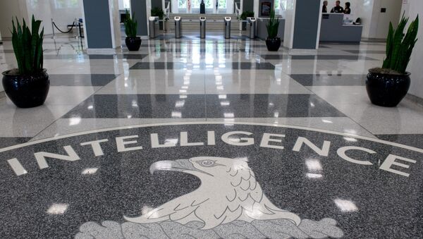 The Central Intelligence Agency (CIA) logo is displayed in the lobby of CIA Headquarters in Langley, Virginia - اسپوتنیک افغانستان  