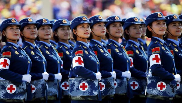 رسم گذشت نظامی در چین - اسپوتنیک افغانستان  