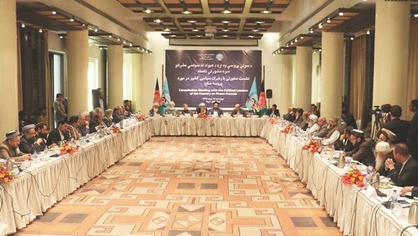 خواست احزاب سیاسی؛ تشکیل هیئت جامع و همه‌گان برای گفتگوهای صلح - اسپوتنیک افغانستان  
