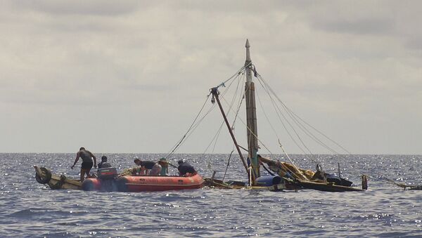 ماهی دو متره، قایق فلیپینی‌ها را غرق کرد - اسپوتنیک افغانستان  