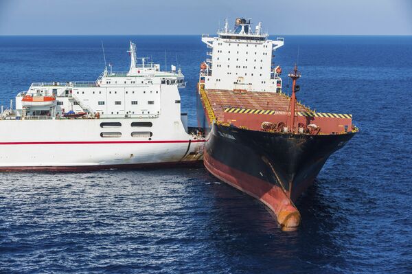 تصادف کشتی های تونس و قبرس در آب های دریای مدیترانه - اسپوتنیک افغانستان  