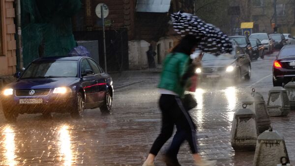 بارش شدید باران و جاری شدن سیل در کراسنودار روسیه + ویدیو - اسپوتنیک افغانستان  