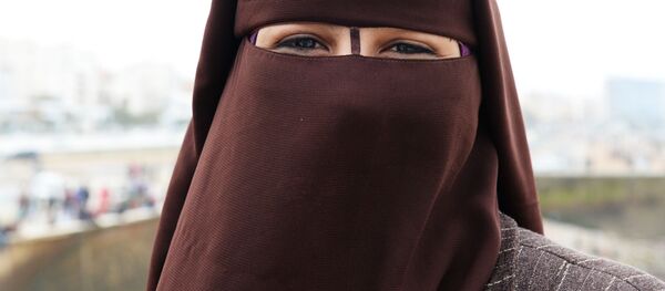 پوشیدن برقع در مصر خطرناک توصیف شد پوشیدن برقع در مصر خطرناک توصیف شد - اسپوتنیک افغانستان