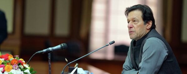 عمران خان: امنیت در افغانستان سبب رشد و رونق اقتصادی پاکستان میشود عمران خان: امنیت در افغانستان سبب رشد و رونق اقتصادی پاکستان میشود - اسپوتنیک افغانستان