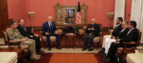 زلمی خلیل زاد با رئیسجمهور غنی دیدار کرد زلمی خلیل زاد با رئیسجمهور غنی دیدار کرد - اسپوتنیک افغانستان