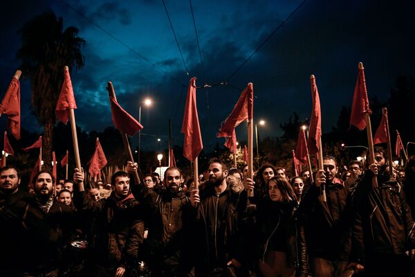راهپیمایی به مناسبت ۴۵ مین سالگرد قیام محصلین در یونان - اسپوتنیک افغانستان  