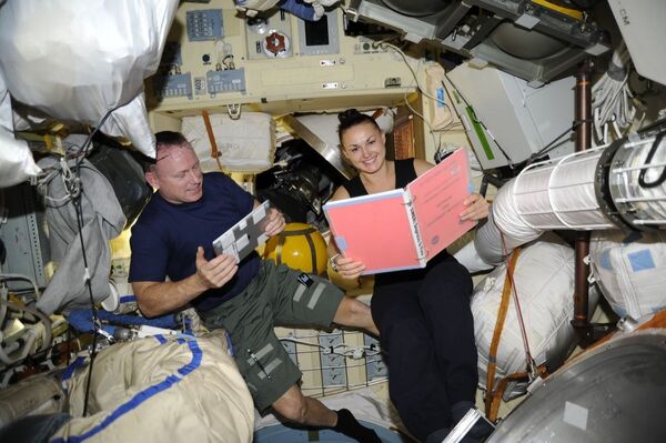 ایلنا سرووا، فضانورد روس در ایستگاه بین المللی فضایی - اسپوتنیک افغانستان  
