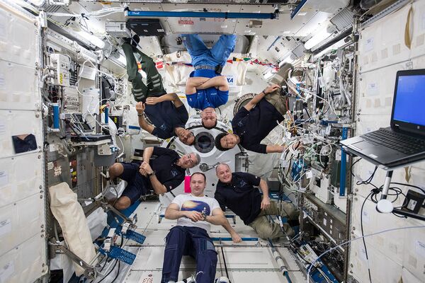 فضانوردان در ایستگاه بین المللی فضایی - اسپوتنیک افغانستان  