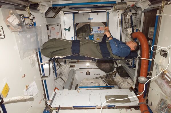 پائولو نسپولی، فضانورد ایتالیایی در ایستگاه بین المللی فضایی - اسپوتنیک افغانستان  