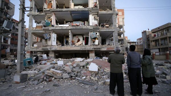 افزایش شمار قربانیان زلزله در ایران - اسپوتنیک افغانستان  