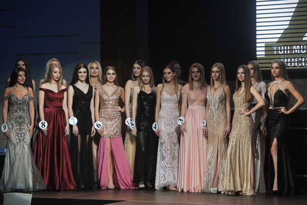 شرکت کنندگان مرحله فینال کنکور سوپر مدل 2018 روسیه - اسپوتنیک افغانستان  