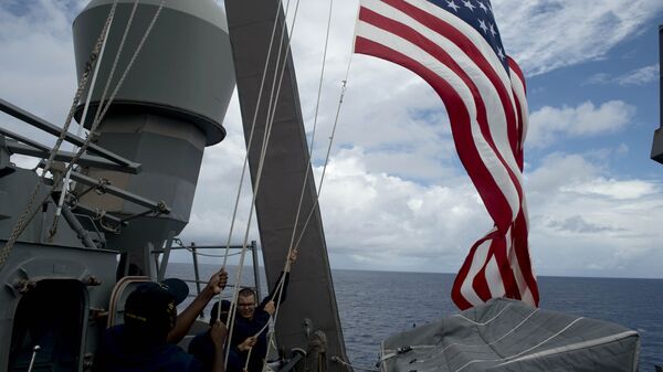 US Navy personnel raise their flag  - اسپوتنیک افغانستان  