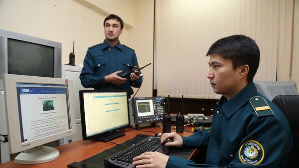 قسم‌دادن پولیس ازبکستان به قرآن بخاطر نگرفتن رشوه - اسپوتنیک افغانستان  