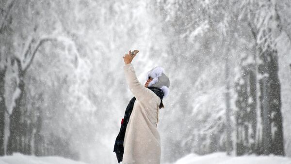 بارش برف سیاه در روسیه + عکس - اسپوتنیک افغانستان  