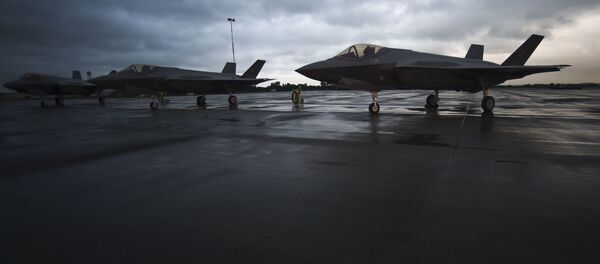 انتقال عاجل جنگنده های F-35  به کشورهای بالتیک و پولند توسط امریکا انتقال عاجل جنگنده های F-35  به کشورهای بالتیک و پولند توسط امریکا - اسپوتنیک افغانستان