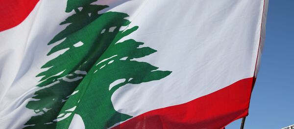 معترضان در لبنان، سفارت امریکا را سنگسار نمودند معترضان در لبنان، سفارت امریکا را سنگسار نمودند - اسپوتنیک افغانستان