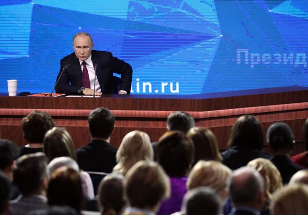 کنفرانس مطبوعاتی سالانه ولادیمیر پوتین، رئیس جمهور روسیه - اسپوتنیک افغانستان  