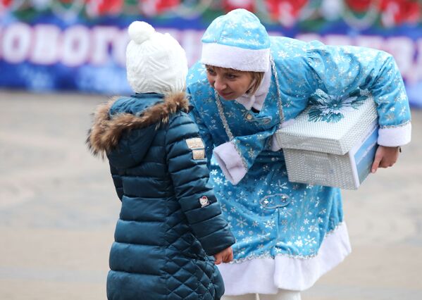 رسم گذشت بابانوئل ها – کراسنودار، روسیه - اسپوتنیک افغانستان  