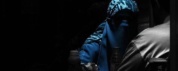 16 زن برای رای دادن در عربستان سعودی ثبت نام کردند 16 زن برای رای دادن در عربستان سعودی ثبت نام کردند - اسپوتنیک افغانستان