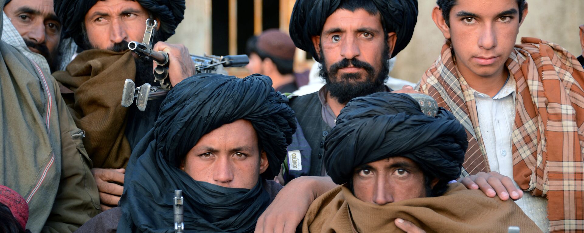  طالبان دو نفر را در شاه‌راه تخار-قندوز تیرباران کردند  - اسپوتنیک افغانستان  , 1920, 01.02.2021