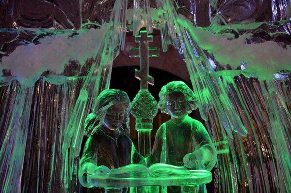 آماده سازی برای برگزاری فستیوال مجسمه های یخی در یکاترینبورگ - اسپوتنیک افغانستان  
