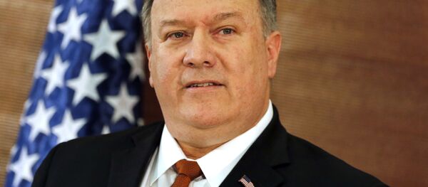 پمپئو حمله به سفارت امریکا در بغداد را به شدت محکوم کرد  پمپئو حمله به سفارت امریکا در بغداد را به شدت محکوم کرد  - اسپوتنیک افغانستان