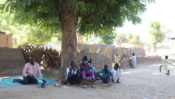 به دهات کامرون که از «بوکو-حرام» صدمه دیده بودند، باشندگان بر میگردند - اسپوتنیک افغانستان  